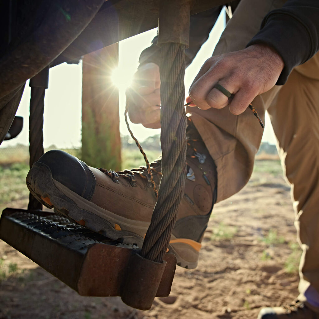 Endeavor 8" Waterproof Carbon Toe Work Boot Lifestyle