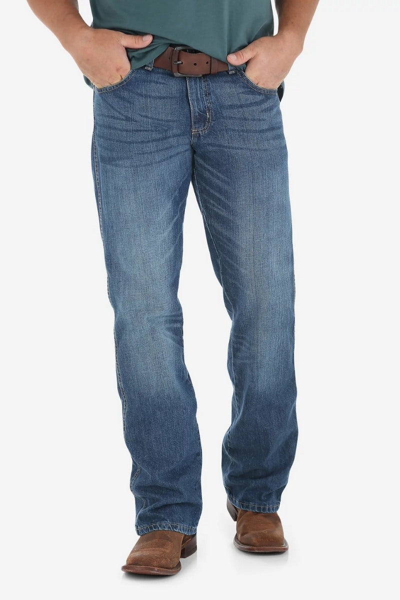 Men’s Wrangler Retro® Relaxed Fit Bootcut Jean