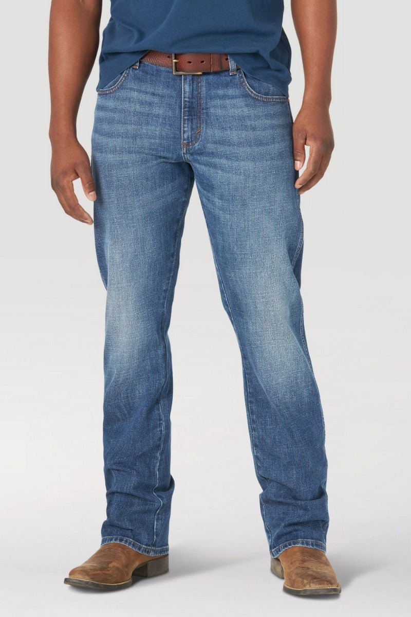 Men’s Wrangler Retro® Relaxed Fit Bootcut Jean